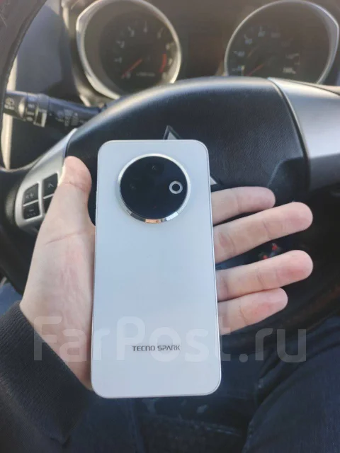 Tecno Spark 30C. �/�, 256 ��, �����, 5G ����
