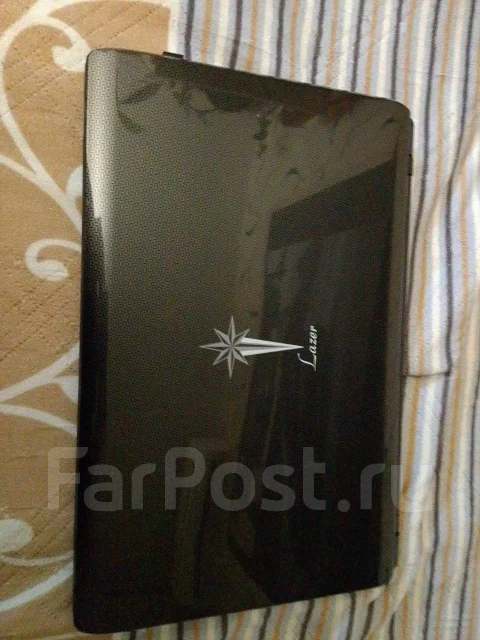 V-lazer. 15.6", 2,1����, ��� 16 ��, ���� 500���, WiFi: 1, Bluetooth: 1, ����������� �� 1��. ����