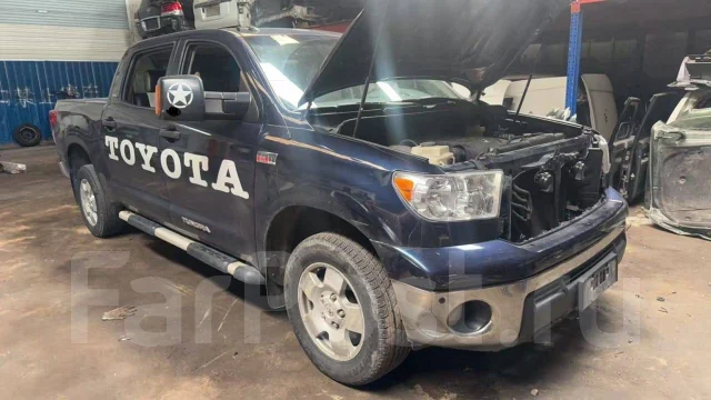 Toyota Tundra. 3UR ����