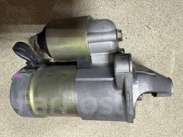 ������� Nissan 233000M302 ����