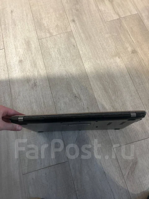 Samsung 510R5E-S04. 15.6", ��� 6 ��, ���� 750���, WiFi: 1, Bluetooth: 1 ����