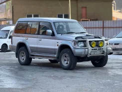 Mitsubishi Pajero. �������, 4wd, 2.8 (125��.�.), ������, 205����. �� ����