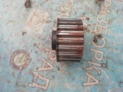 �������� ����������� ���� Volkswagen Passat 038105263F 038105263F ����