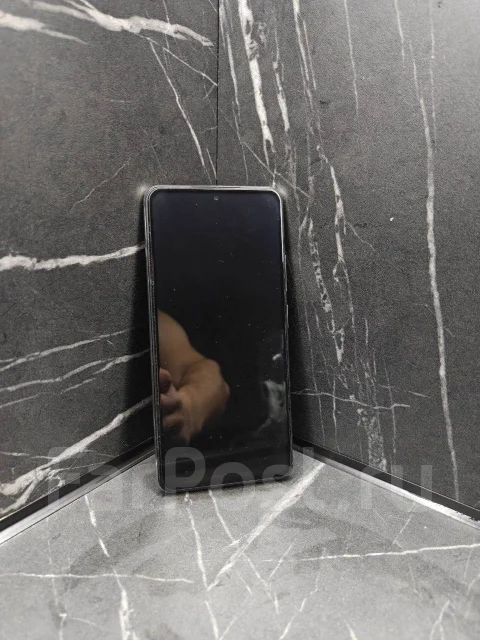 Xiaomi Poco F3. �/�, 256 ��, �����, 3G, 4G LTE, 5G, Dual-SIM ����