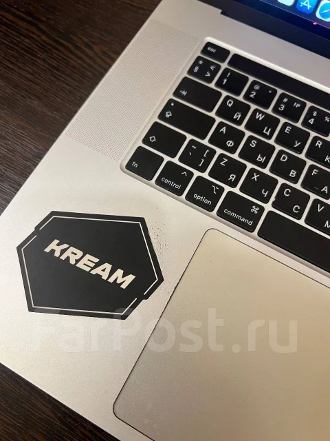 Apple MacBook Pro 16 2019 MVVJ2. 16", 2,6����, ��� 16 ��, ���� 512���, WiFi: 1, Bluetooth: 1, ����������� �� 8��. ����
