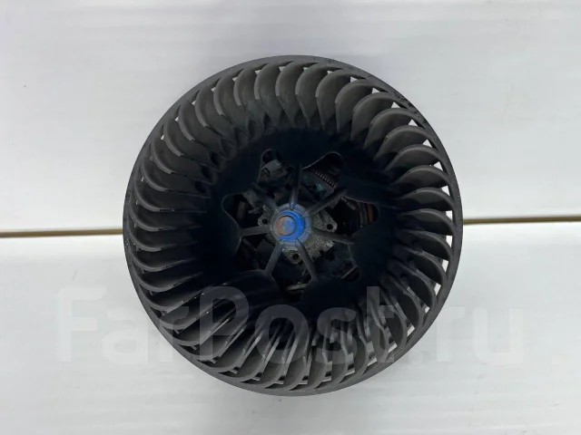 �������� ����� BMW E90 ������ ���� 64119227671 ����