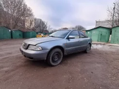 Audi A4. WAUZZZ8DZVA263568 ����