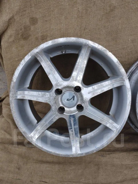 RAYS Versus Avanti. 7.0x16", 4x100, ET32 ����
