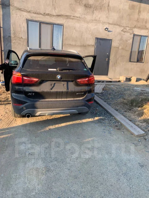 BMW X1 ����