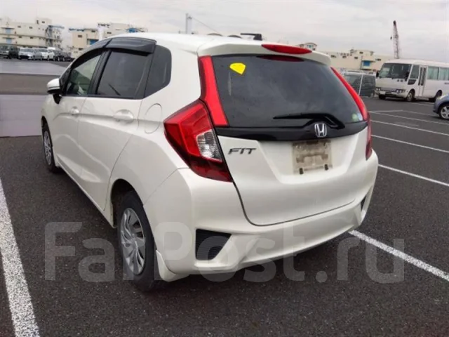 Honda Fit. �������, ��������, 1.3 (100��.�.), ������, 135 000����. �� ����