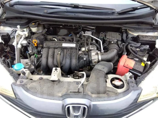 Honda Fit. �������, ��������, 1.3 (100��.�.), ������, 135 000����. �� ����