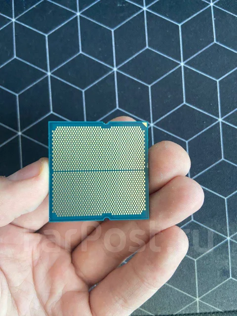 AMD Ryzen 5 8400F ����