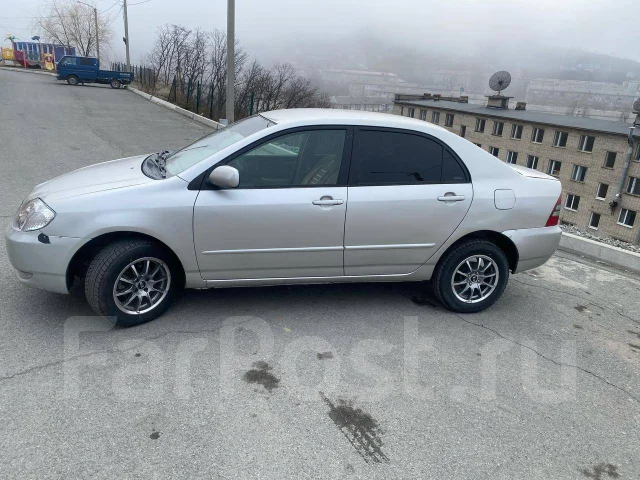 Toyota Corolla. �������, ��������, 1.5 (109��.�.), ������, 200 000����. �� ����