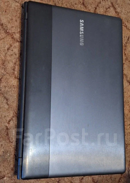 Samsung 300E5A-S05. 17", 2����, ��� 2048 ��, ���� 6���, WiFi: 1, Bluetooth: 1, ����������� �� 1��. ����