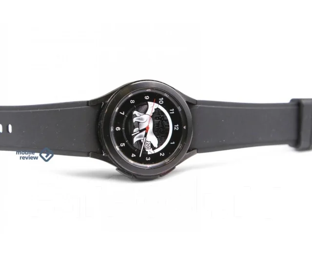 Samsung Galaxy Watch4 Classic ����