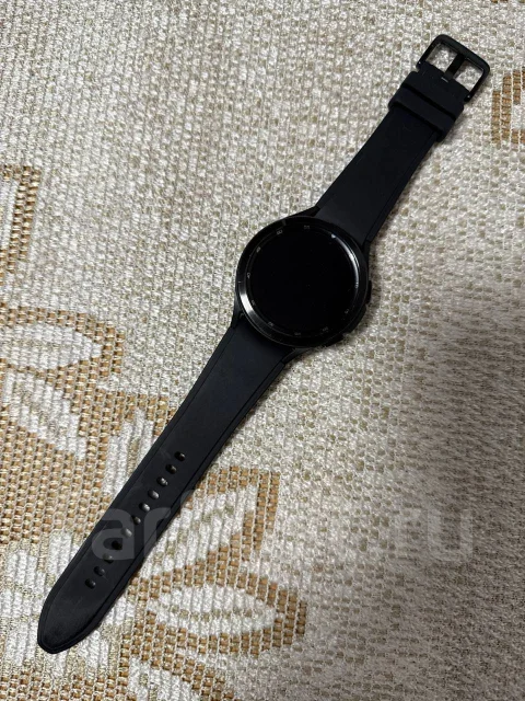 Samsung Galaxy Watch4 Classic ����