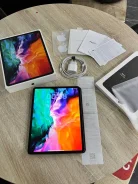 Apple iPad Pro 12.9. 12.9 ������, ������ 1 �� ����