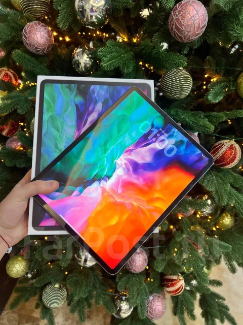 Apple iPad Pro 12.9. 12.9 ������, ������ 1 �� ����