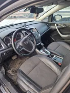 Opel Astra ����