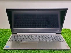 Lenovo. 15.6", ��� 4 ��, ���� 256���, WiFi: 1, Bluetooth: 1 ����