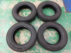 Bridgestone Playz PX-RV