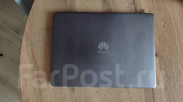 Huawei MateBook 13. 13", ��� 8 ��, WiFi: 1, Bluetooth: 1 ����