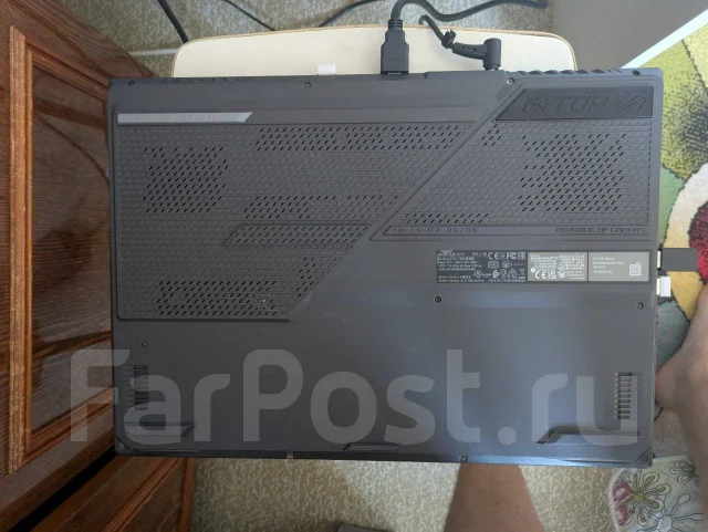 Asus ROG Strix. 17", 2,9����, ��� 16 ��, ���� 150���, WiFi: 1, Bluetooth: 1, ����������� �� 3��. ����