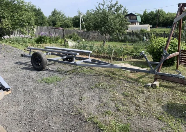 �������. �/�: 150���., �����: 300���. ����