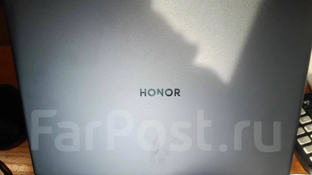 Honor. 16", 3,2����, ��� 24 ��, ���� 1 024���, WiFi: 1, Bluetooth: 1, ����������� �� 36��. ����