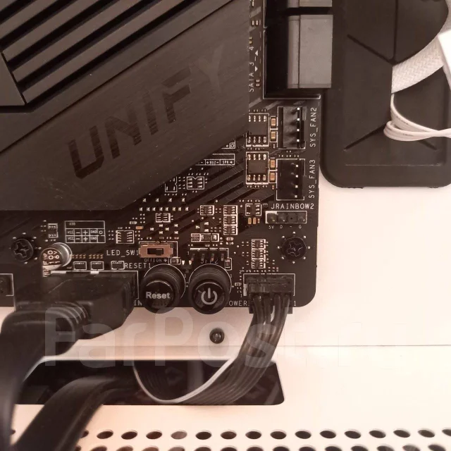 AMD B550 ����