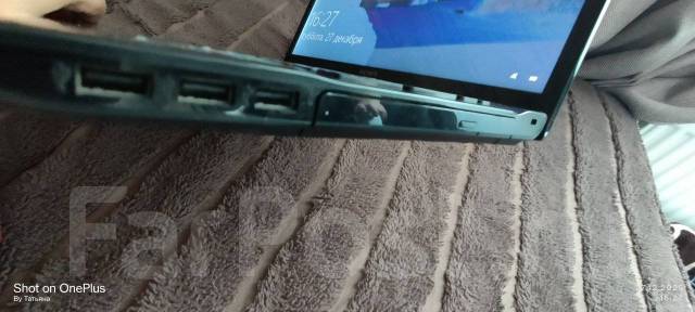 Sony VAIO. 15.6", 2,4����, ��� 4 ��, ���� 500���, WiFi: 1, Bluetooth: 1, ����������� �� 1��. ����