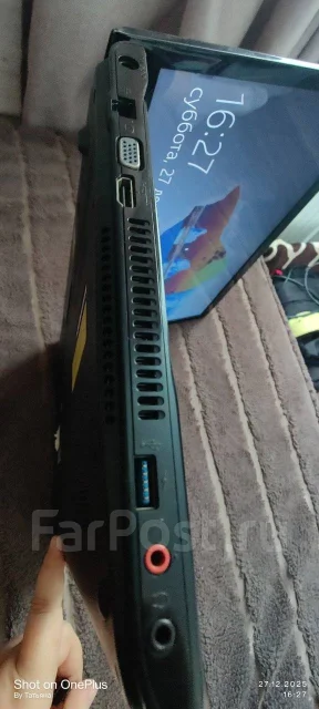 Sony VAIO. 15.6", 2,4����, ��� 4 ��, ���� 500���, WiFi: 1, Bluetooth: 1, ����������� �� 1��. ����