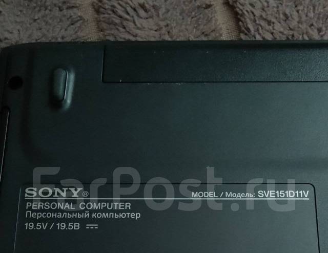 Sony VAIO. 15.6", 2,4����, ��� 4 ��, ���� 500���, WiFi: 1, Bluetooth: 1, ����������� �� 1��. ����