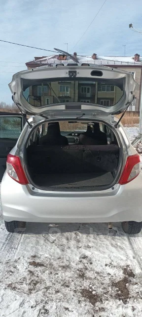 Toyota Vitz. ��������, ��������, 1.3 (95��.�.), ������, 181 000����. �� ����