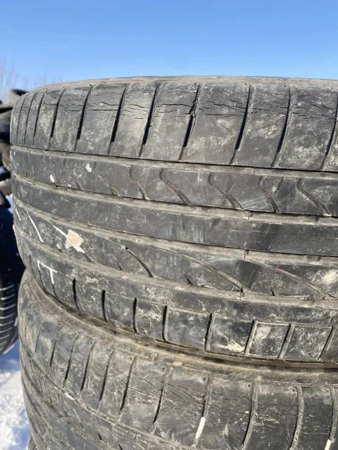 Bridgestone Potenza RE050A. ������, �/�, ����� 50 % ����
