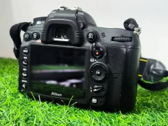Nikon D7000 Body. 15 - 19.9 �� ����