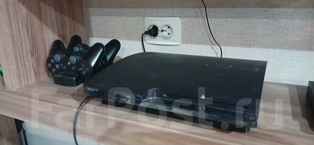 Sony PlayStation 3 Slim ����