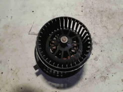 �������� ����� Volkswagen Transporter 2009 e1312 7H0819021 ����