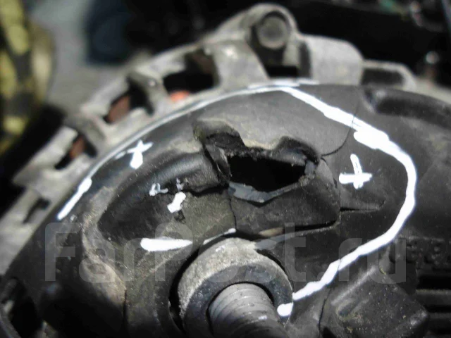 ��������� Volkswagen Amarok 2012 C17817 03L903024S ����