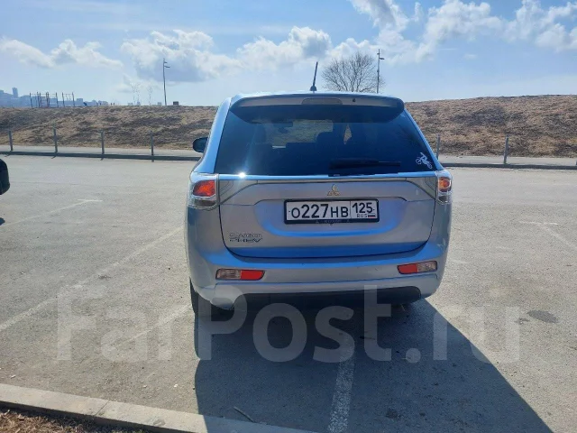 Mitsubishi Outlander. �������, 4wd, 2.0, ������, 200 000����. �� ����