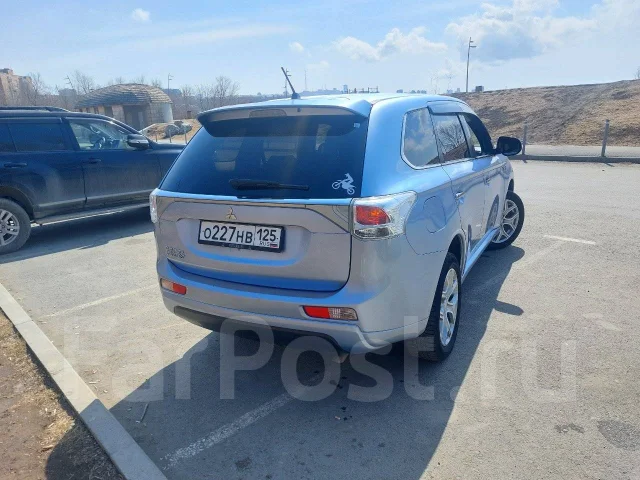 Mitsubishi Outlander. �������, 4wd, 2.0, ������, 200 000����. �� ����