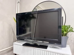 Sony KDL-32V4500. LCD (��) ����