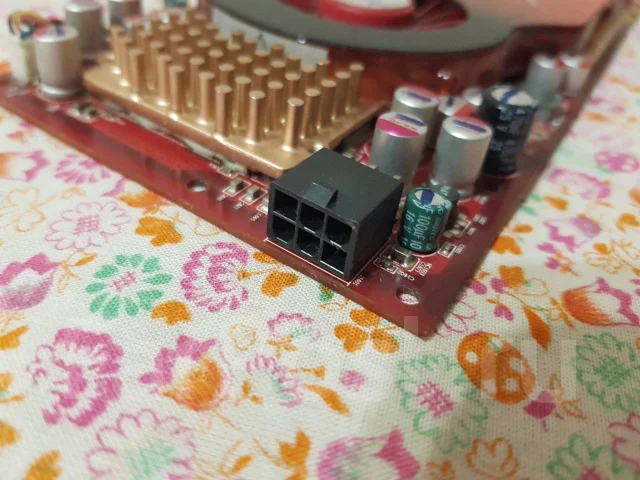Radeon HD 4850 ����
