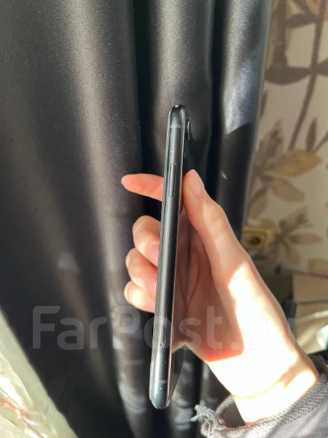Apple iPhone Xr. �/�, 128 �� ����