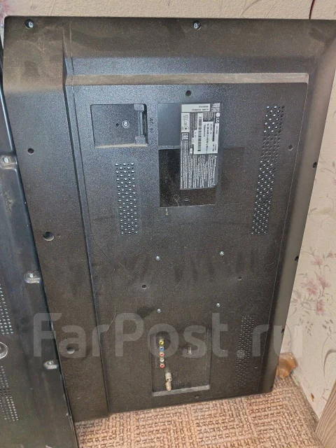 LG 32LJ500V. LED ����