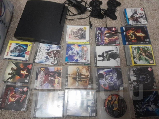 Sony PlayStation 3 Slim ����