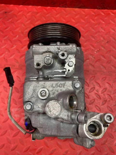 ���������� ������������ BMW 5 E60/61 64526956715 ����