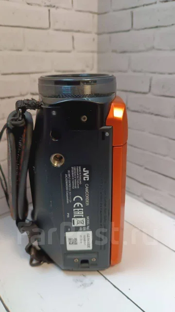JVC Everio GZ-R435. 20 � ����� �� ����