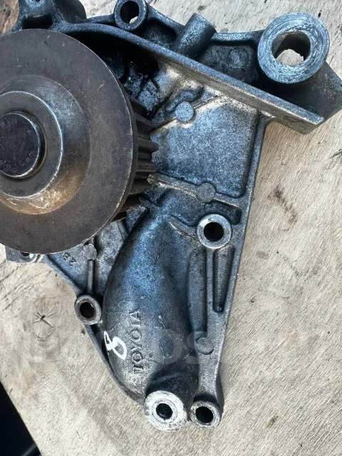 ����� Toyota Camry SV35 1611079026 ����