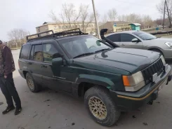 Jeep Grand Cherokee ����